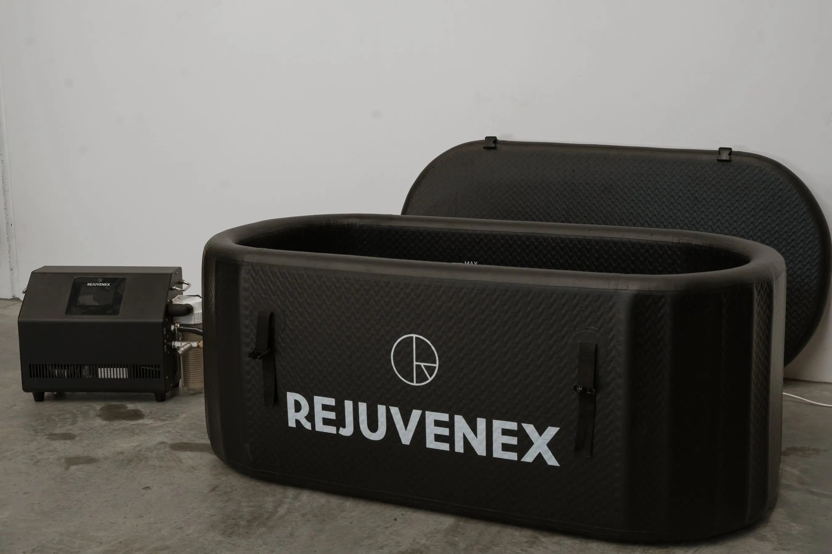 Ice-Baths-Cold-Plunge-Systems Rejuvenex