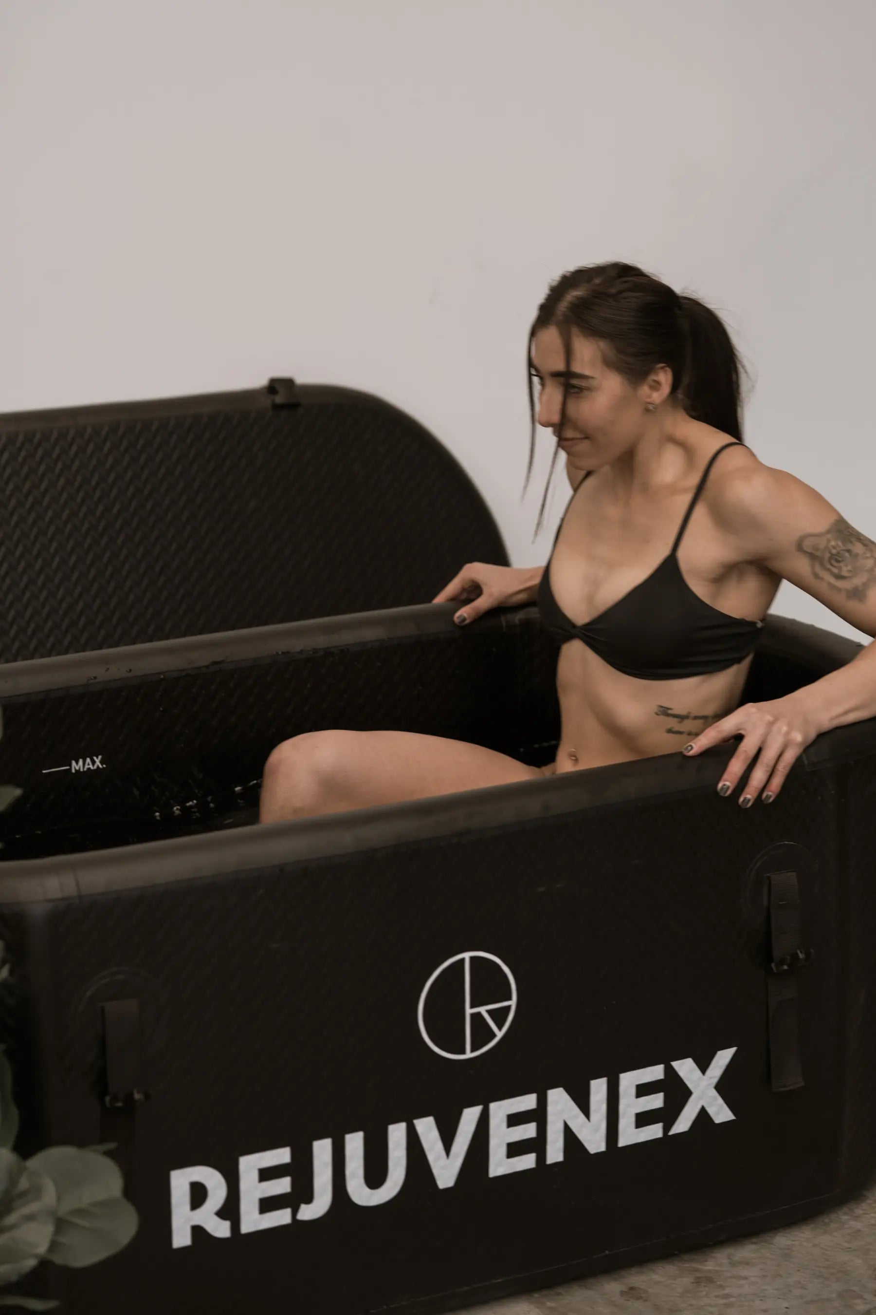 Ice Bath & Chillers for Body Recovery