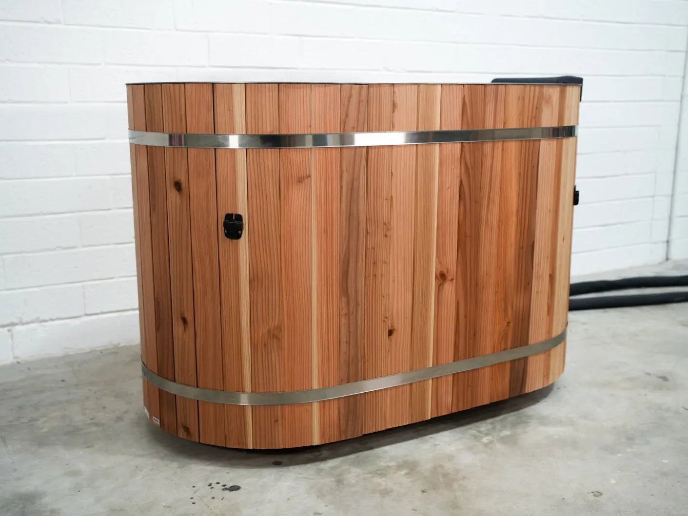 Redwood solo Ice Bath Rejuvenex